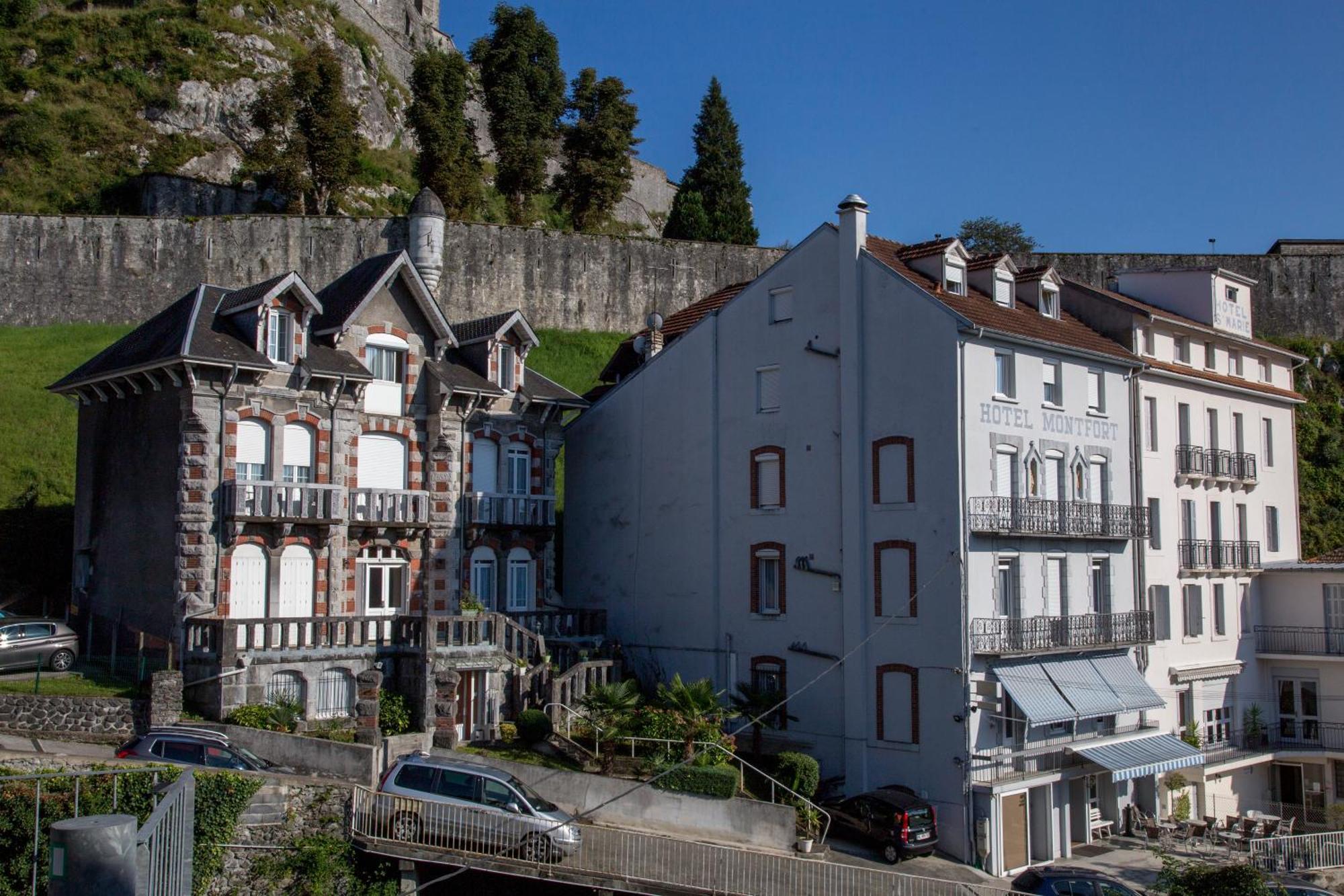 Hotel Montfort Lourdes Exterior photo